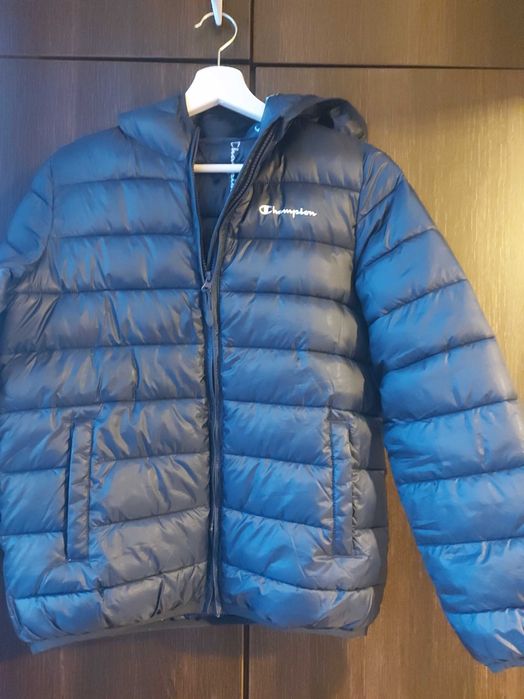 Супер оферта-детски якета тBenetton 10-11 г и CMP-152 см