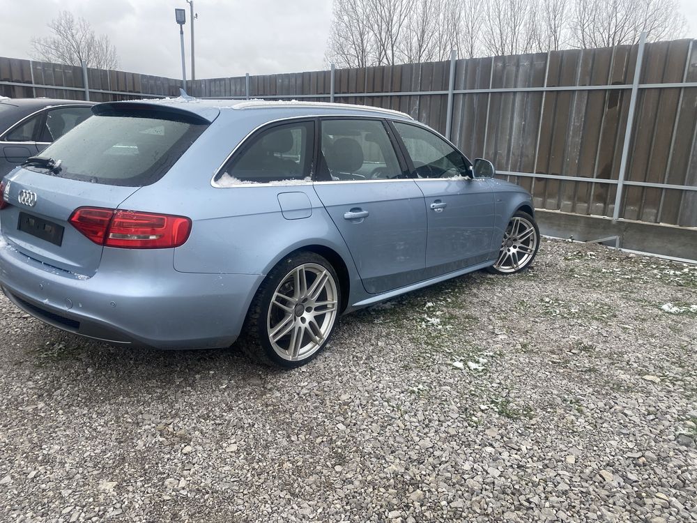 Audi A4 b8 Sline 2.0TDi 143к.с , Ауди А4