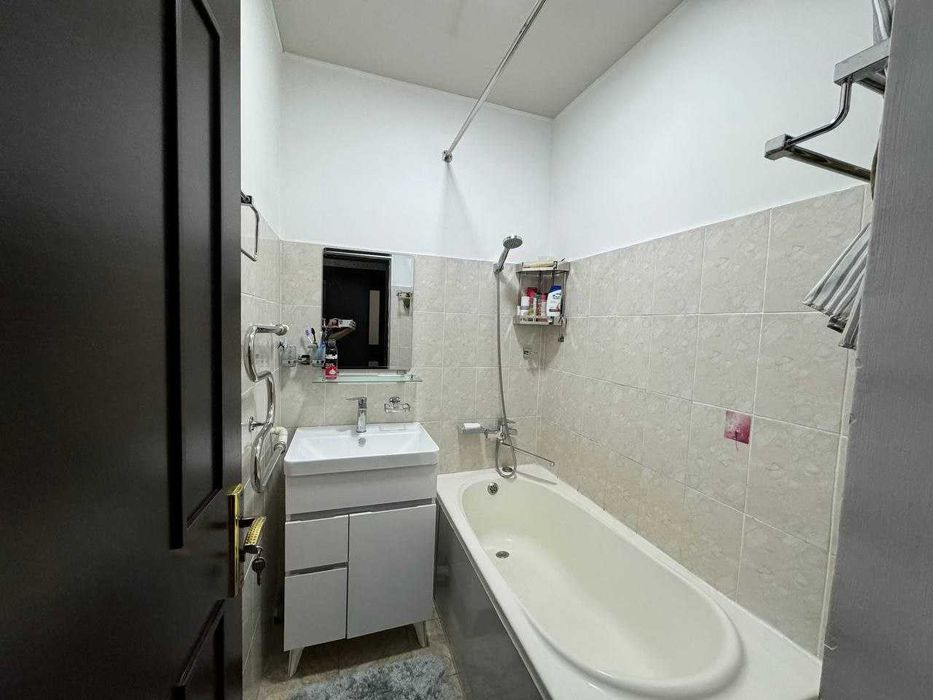 ПРОДАЁТСЯ  квартира УЗБУМ 3/5/5 70m2