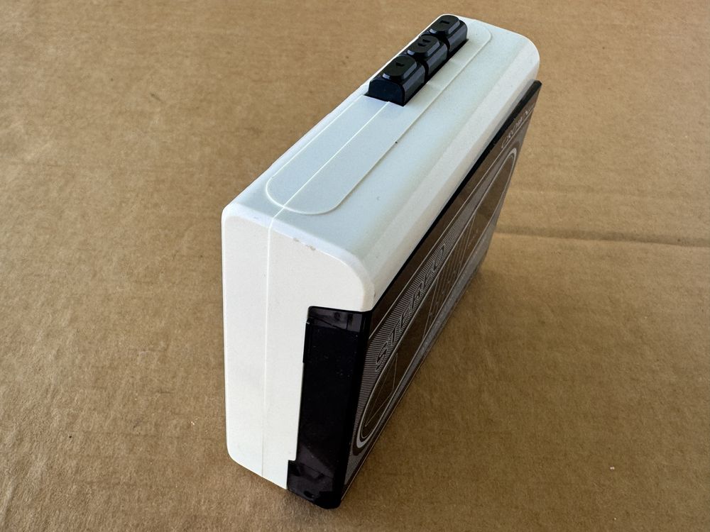 Walkman Aiwa Crown , model SZ-33N , Уокмен Crown SZ-33N