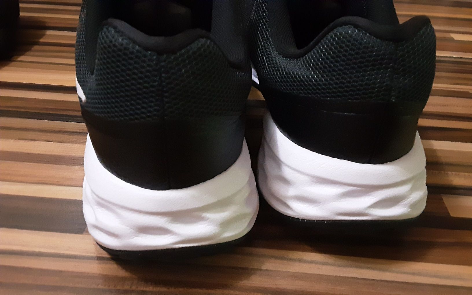 (36) NIKE revolution 6 оригинални маратонки