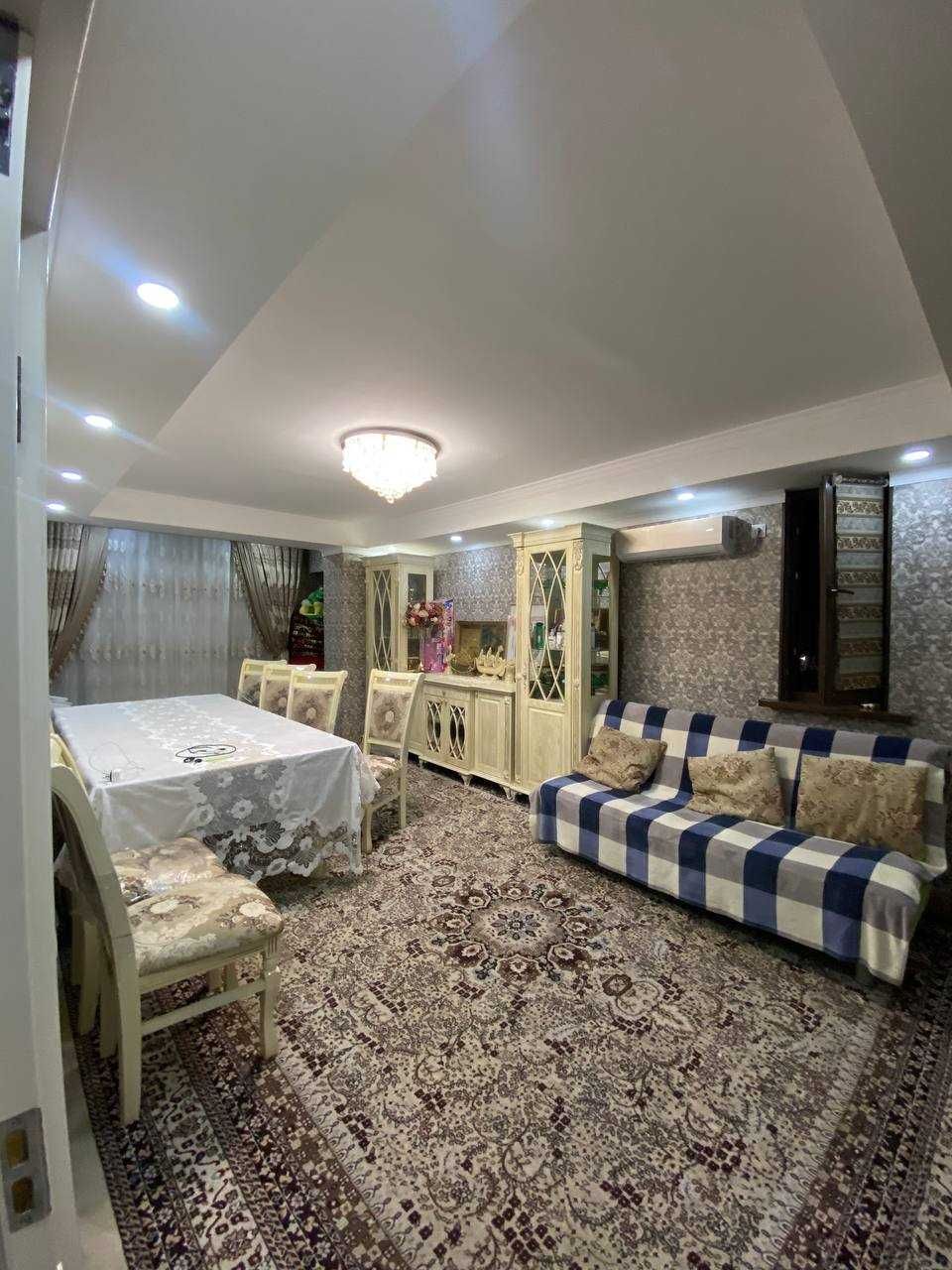 Samarqand Darvoza Qoratosh