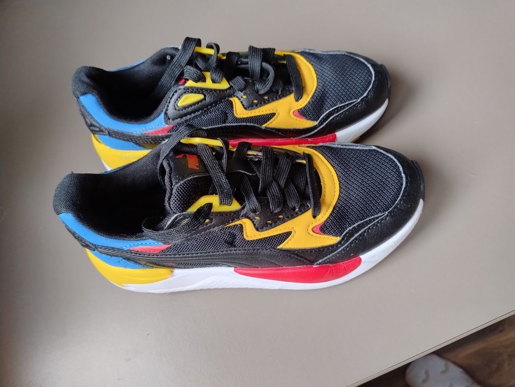 Adidași Puma Nr. 36