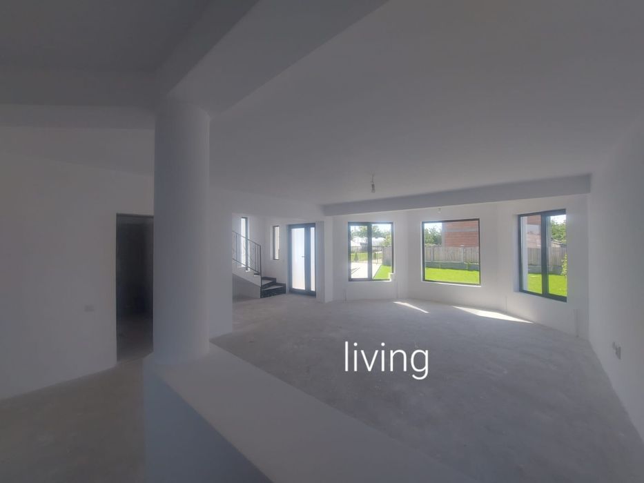 Casă de vânzare la cheie direct de la proprietar