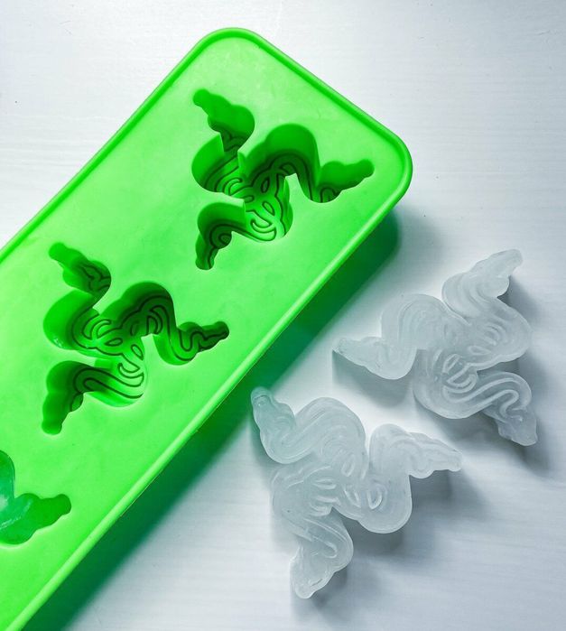 Tavă pentru cuburi de gheață Razer