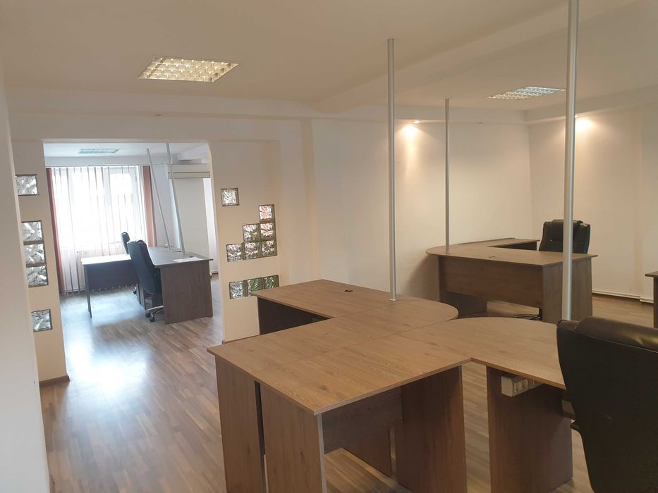Spatiu birouri 120 mp ULTRACENTRAL (120 mp ,mobilat cu birouri