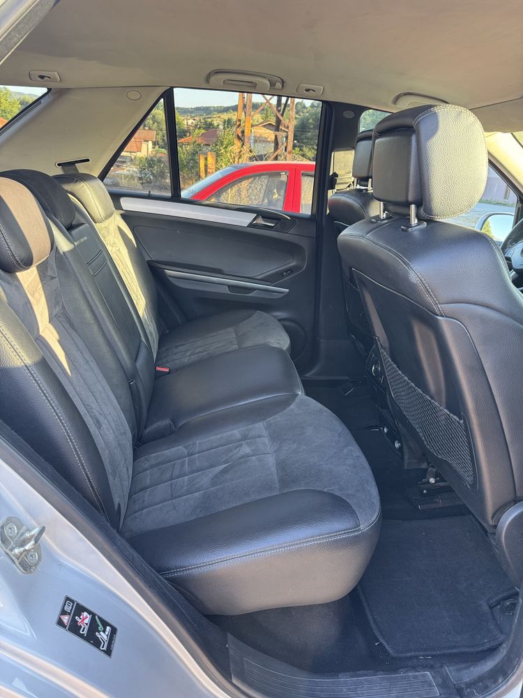Mercedes-Benz ML320