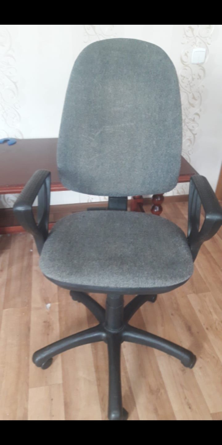 Кресло офисное, компьютерное