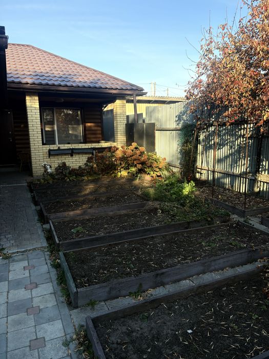 Продам дом в отличном районе