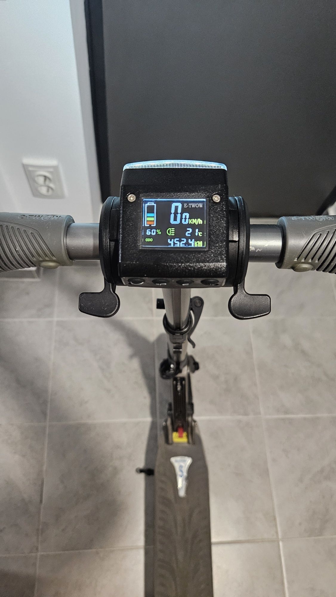 Trotineta E-Twow Booster ES