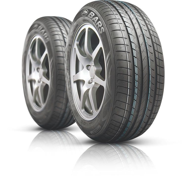 Новые шины БАРС 195/60R15 мягкие.