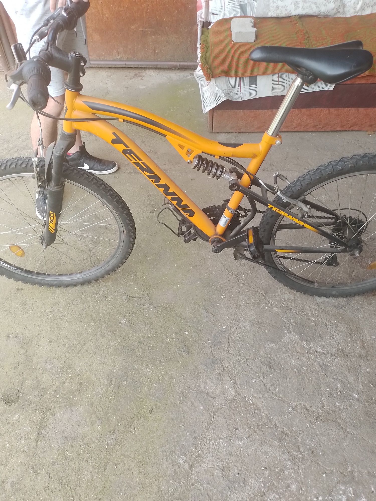 Vând bicicleta în stare buna de funcționare