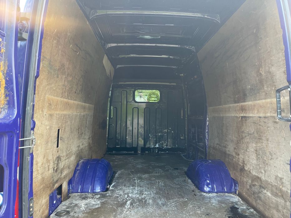 Iveco Daily 40c15 cat B 2011