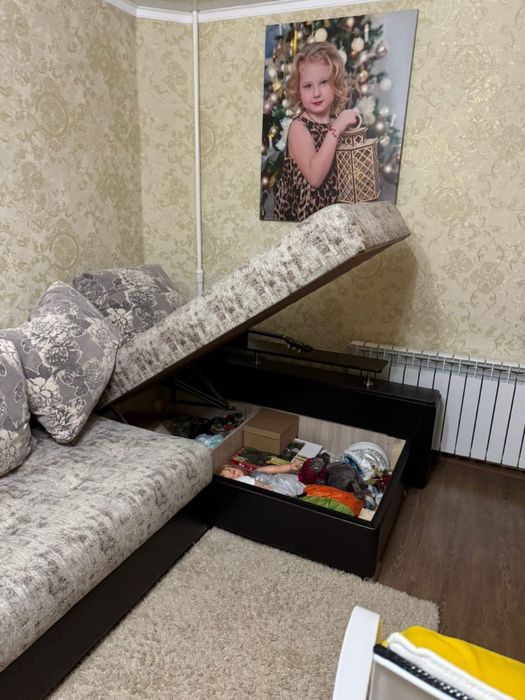 Продам угловой диван