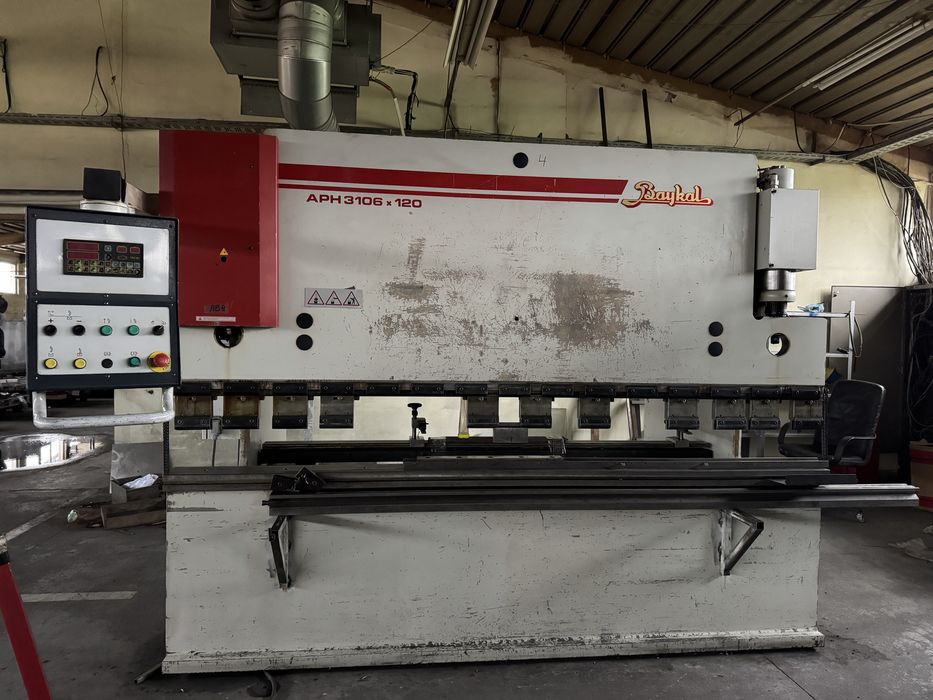 Хидравшичен абкант Baykal