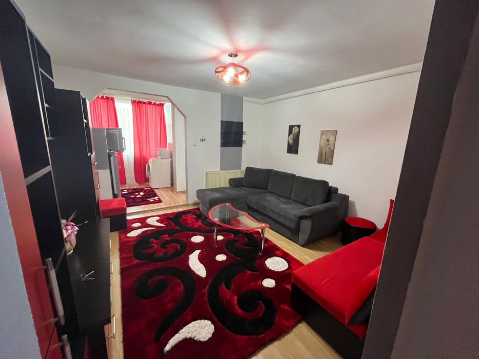 Garsoniera de inchiriat