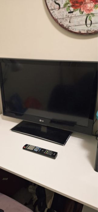 Телевизор lg в отличном состоянии