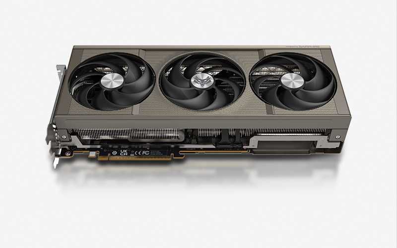 Sapphire NITRO+ RX 9070 XT Gaming OC 16GB ideal holatda