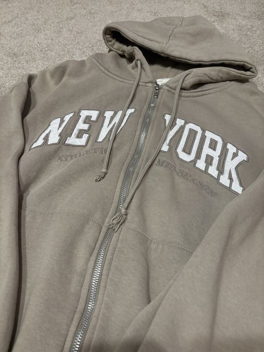 Pull&Bear суичър с цип и качулка NEW YORK (S) - Бежов/Кафяв