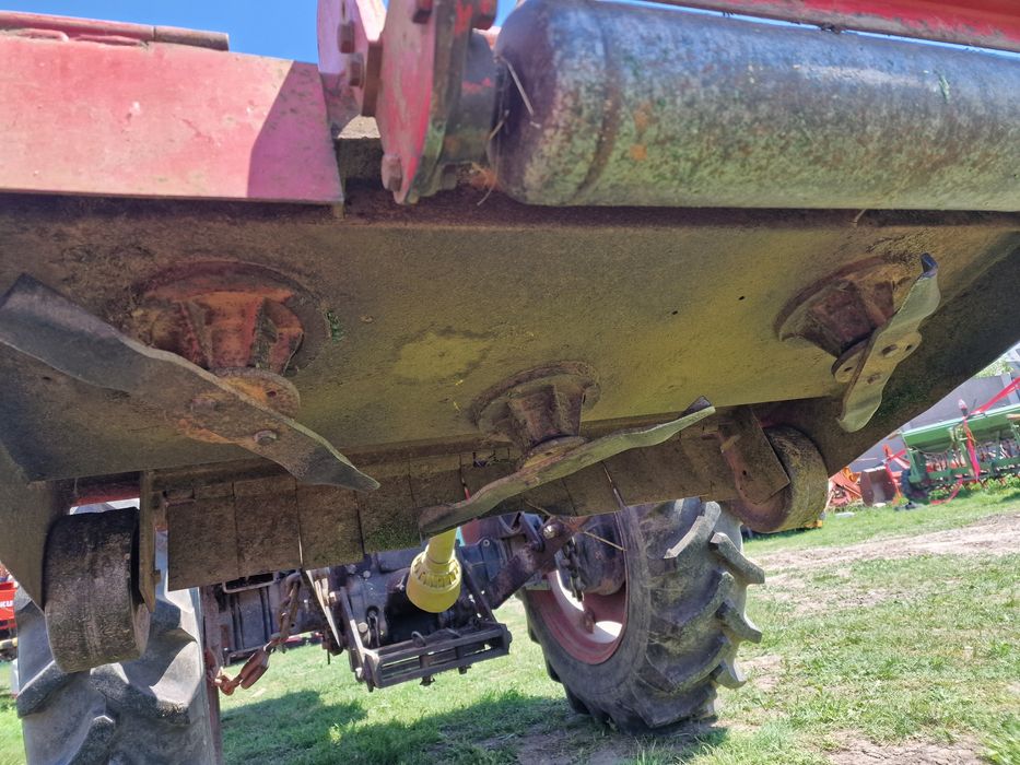 Tocatoare resturi vegetale