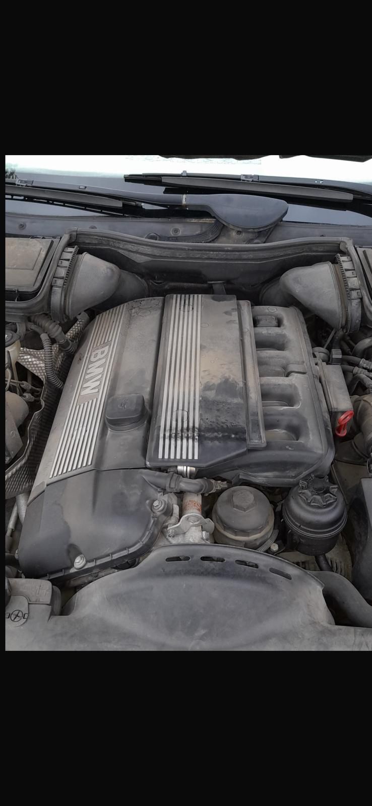 BMW 523i,6 cyl.inline