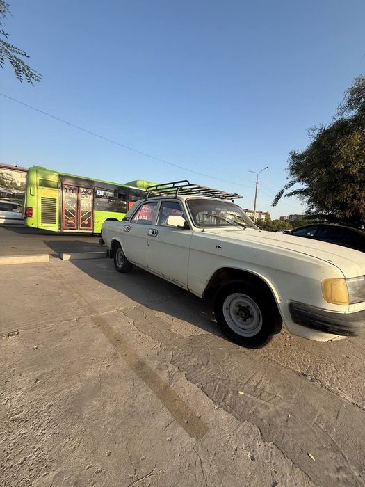Volga sotiladi mator karobkaga juda yaxshi 1200$