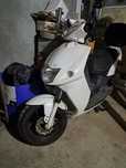 Scuter full electric 125cc 2016 incarcator defect