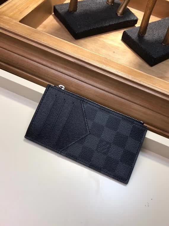 Coin card holder Luis Vuitton кейс документи кард холдер