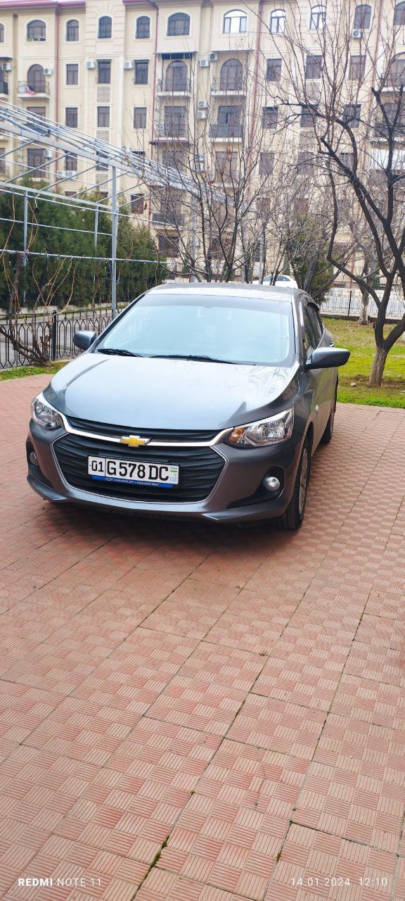 Продам Chevrolet Onix 2023 года выпуска