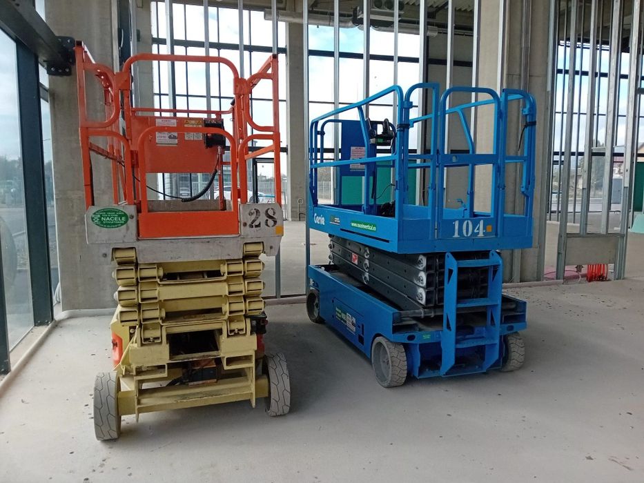 Societate inchirieri nacele,electrice,diesel,flota mare,diversa 200buc