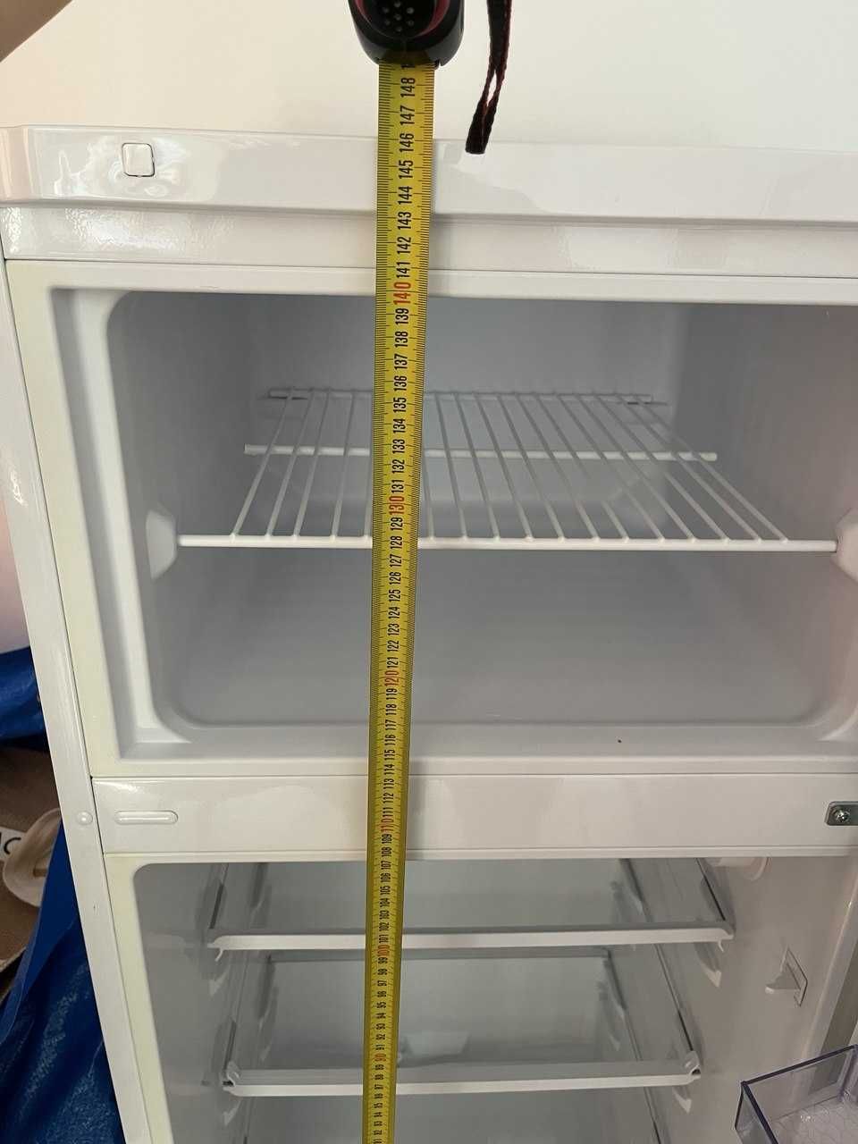 Чист хладилник Beko