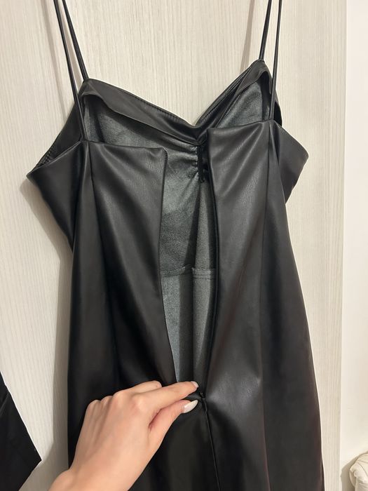 Кожена къса рокля Зара от изкуствена кожа