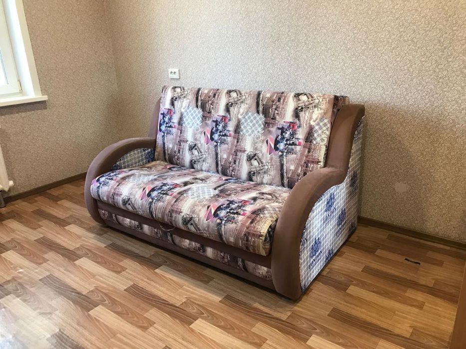Продам хороший диван