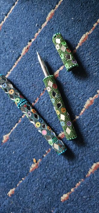 pix model desosebit handmade strasuri si oglinzi