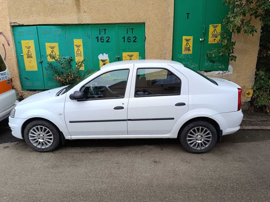 Dacia Logan  in perfecta stare  cu un set de roti de iarna de