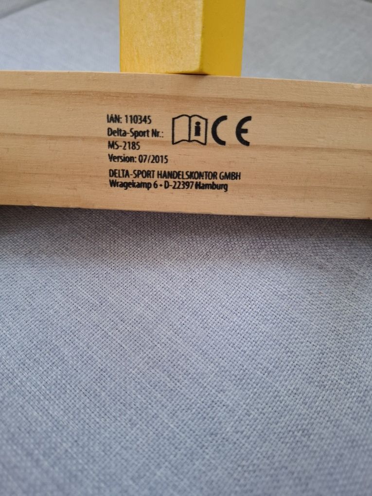 Продавам детска дървена игра