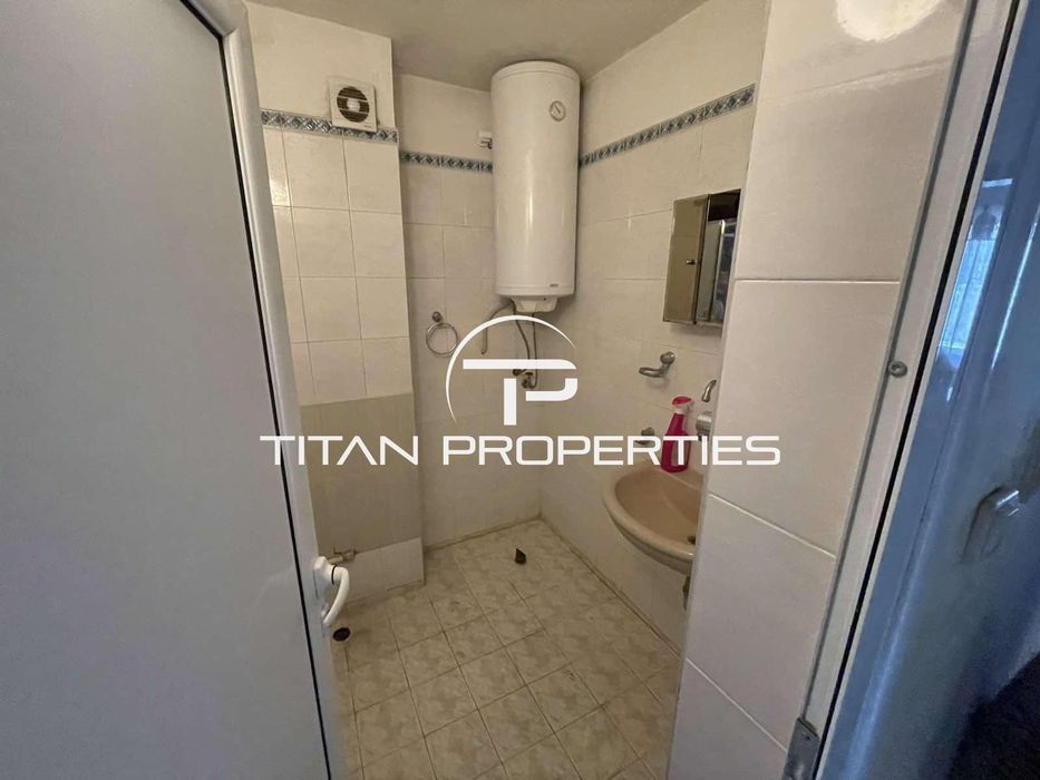 Дава се под наем Тристаен апартамент в Варна, Колхозен пазар - 85 кв.м за 500 € - Снимка #7