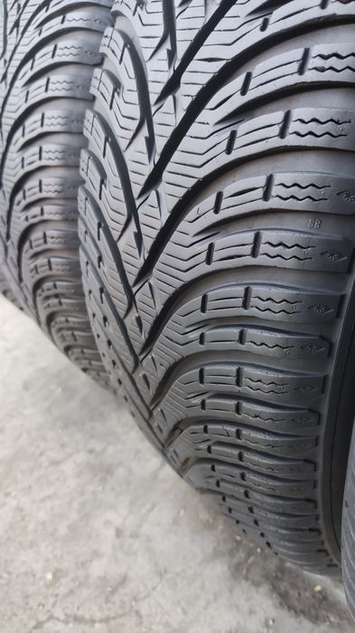 4бр. зимни гуми 205/55/17 Kleber Krisalp HP3 
dot23
7.5мм
Много добро