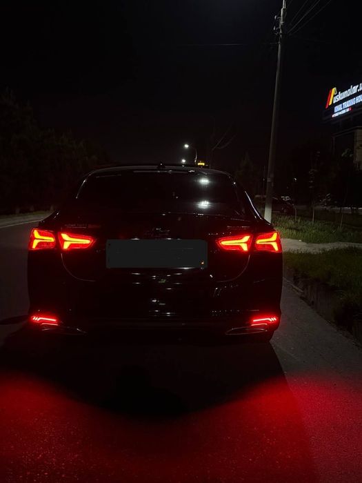 Malibu 2 premier zbor detal