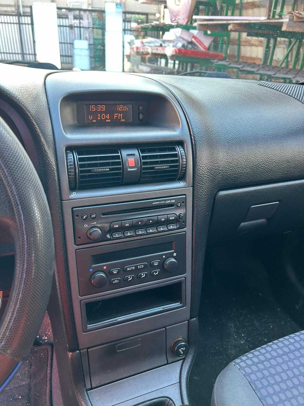 Vând Opel Astra 2004