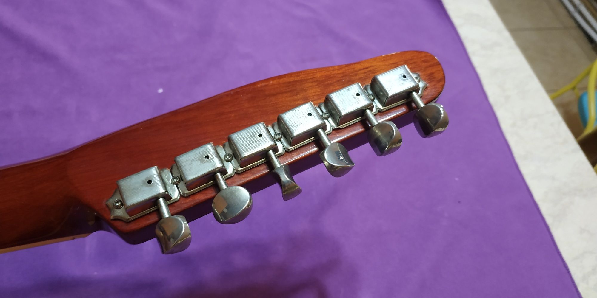 Китара хибрид Vester Hybrid TeleCoustic електрическа акустична