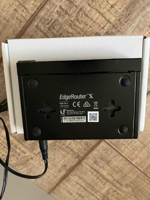 Router Edge Router X uibiquiti ER-X