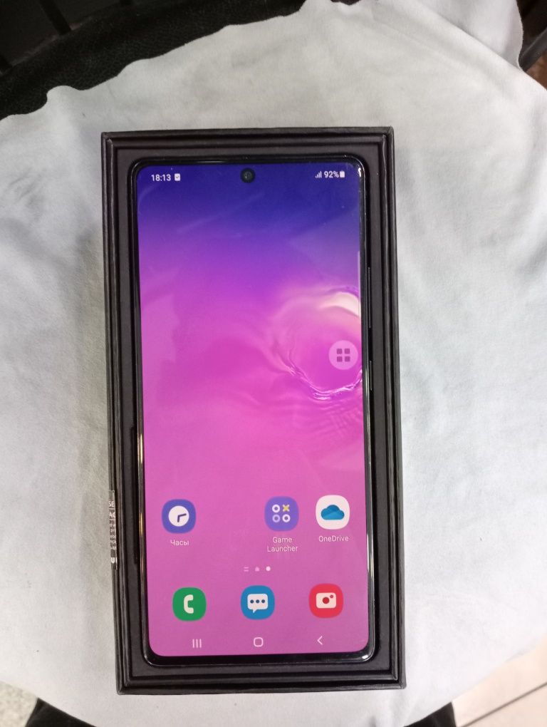 SAMSUNG S10 lite