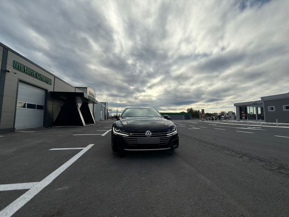 Volkswagen ARTEON Doar o cheie și este gata de drum.