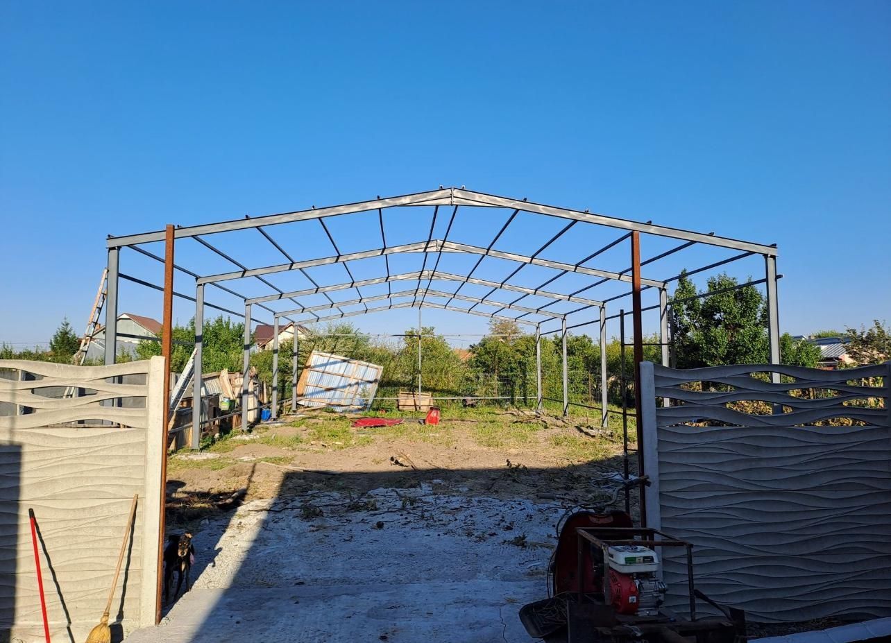 Vand hala metalica pe structura metalică 11×25-5h