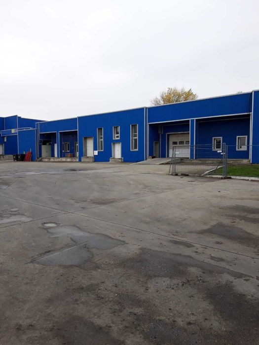 Inchiriez 340 mp. spatiu de depozitare si 55 mp. birouri zona Freidorf