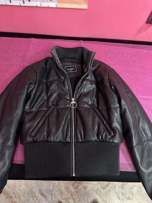 Яке Бомбър Guess