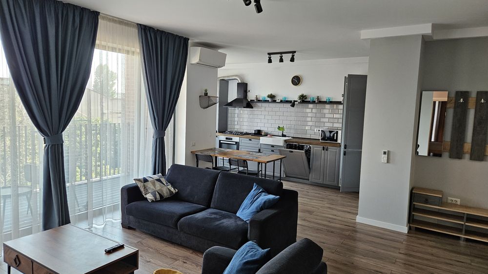 Apartament 4 camere centru
