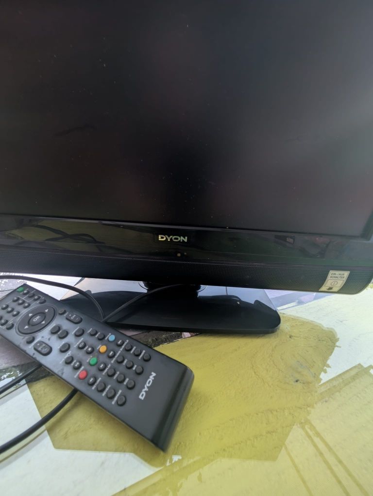 Televizoare de vânzare, 5buc