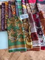 Качествени български платове , кърпи за глава и дом.престилки